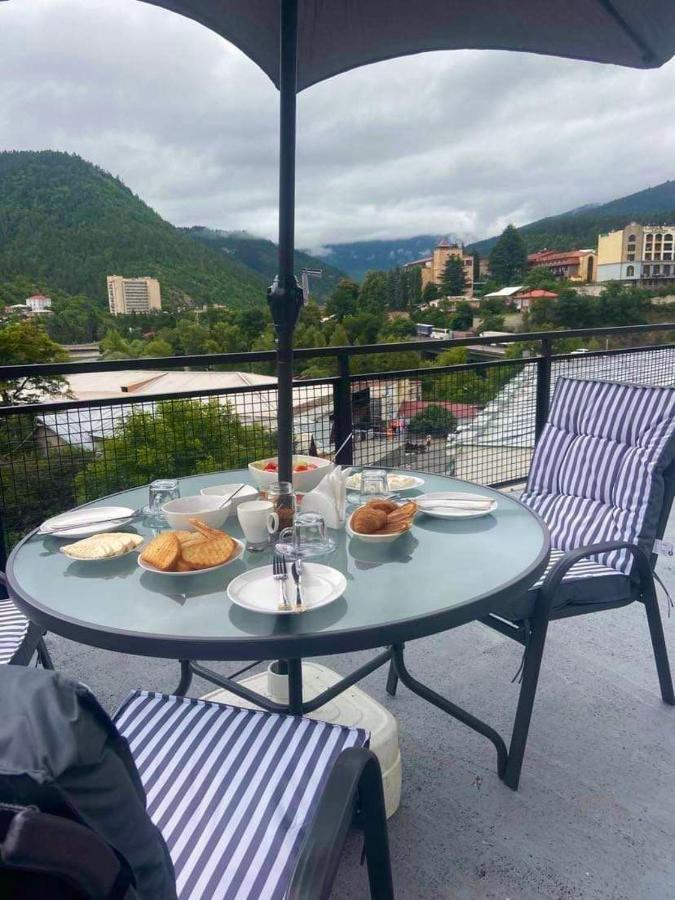 Borjomi Central Hotel Exterior photo